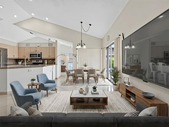 16203 NW 8th Drive, Pembroke Pines, FL 33028
