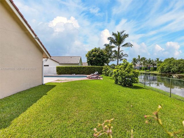 16203 NW 8th Drive, Pembroke Pines, FL 33028