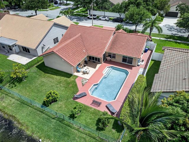 16203 NW 8th Drive, Pembroke Pines, FL 33028