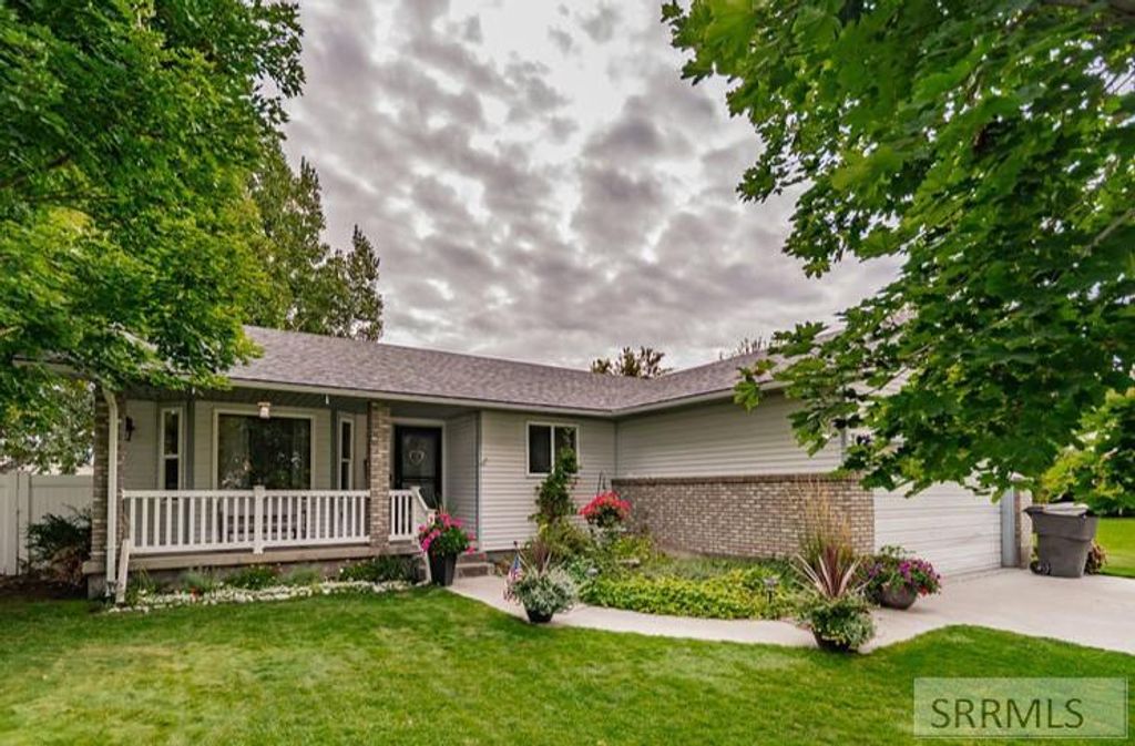 703 Aspen Avenue, Shelley, ID 83274