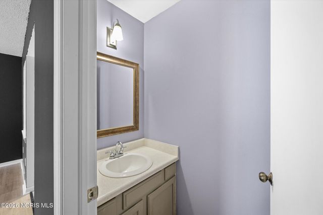 2161 Winterset Drive, Toledo, OH 43614