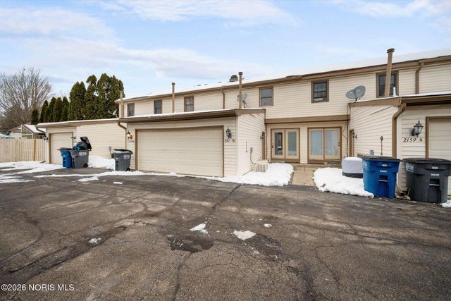 2161 Winterset Drive, Toledo, OH 43614