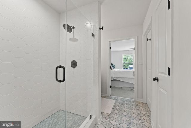 6 WILLOW BRANCH LN, Falmouth, VA 22405