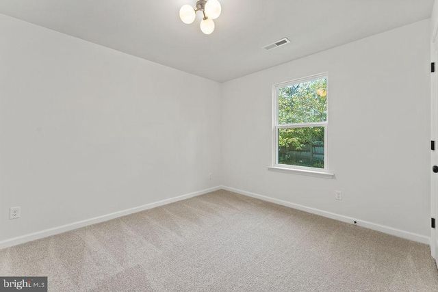 6 WILLOW BRANCH LN, Falmouth, VA 22405