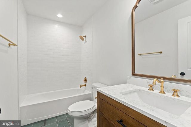 6 WILLOW BRANCH LN, Falmouth, VA 22405