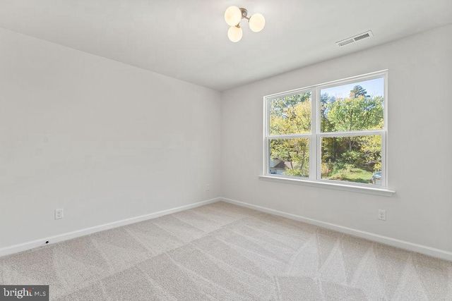 6 WILLOW BRANCH LN, Falmouth, VA 22405