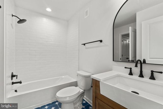 6 WILLOW BRANCH LN, Falmouth, VA 22405