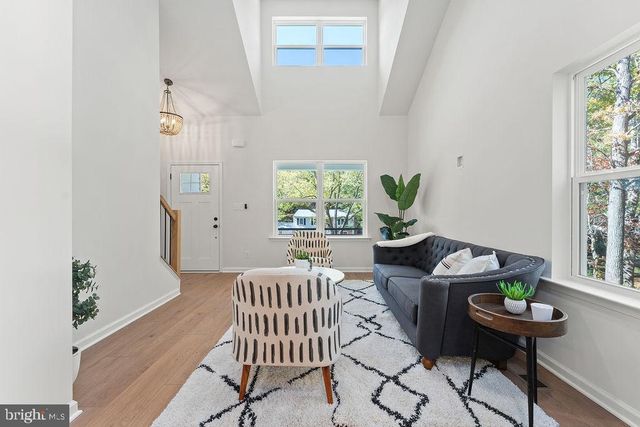 6 WILLOW BRANCH LN, Falmouth, VA 22405