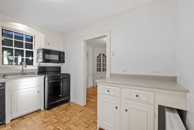 51 Gleason Rd, Lexington, MA 02420