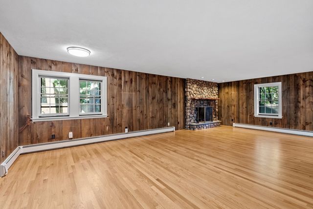 51 Gleason Rd, Lexington, MA 02420