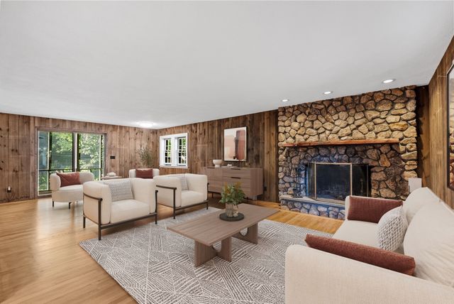 51 Gleason Rd, Lexington, MA 02420