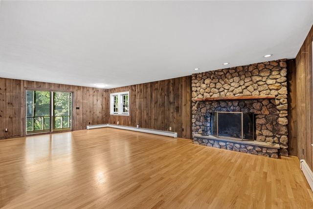 51 Gleason Rd, Lexington, MA 02420