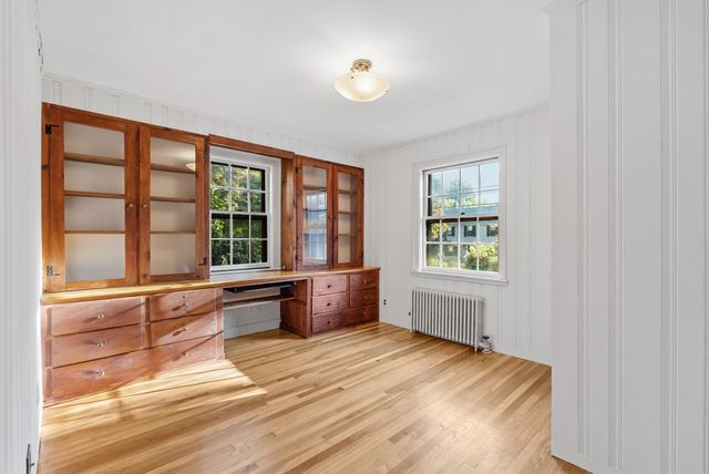 51 Gleason Rd, Lexington, MA 02420