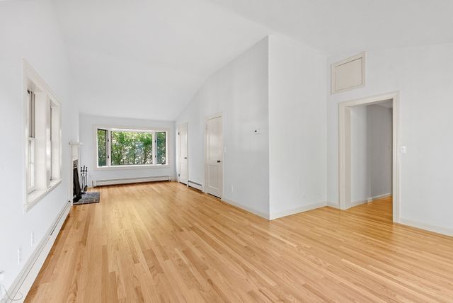 51 Gleason Rd, Lexington, MA 02420