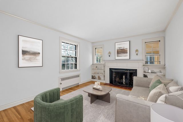 51 Gleason Rd, Lexington, MA 02420