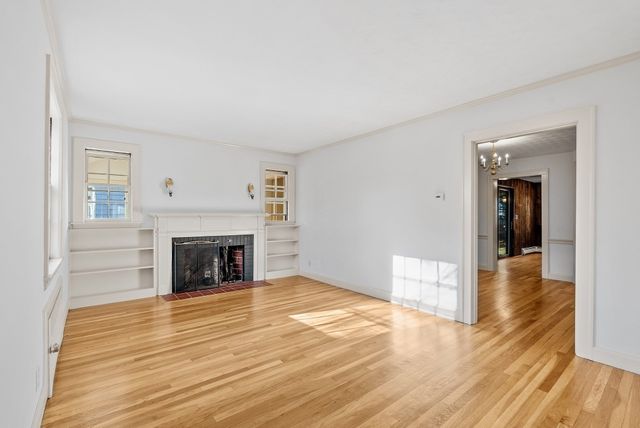 51 Gleason Rd, Lexington, MA 02420