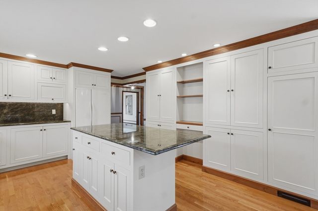 21 Greentree Lane, Newbury, MA 01922