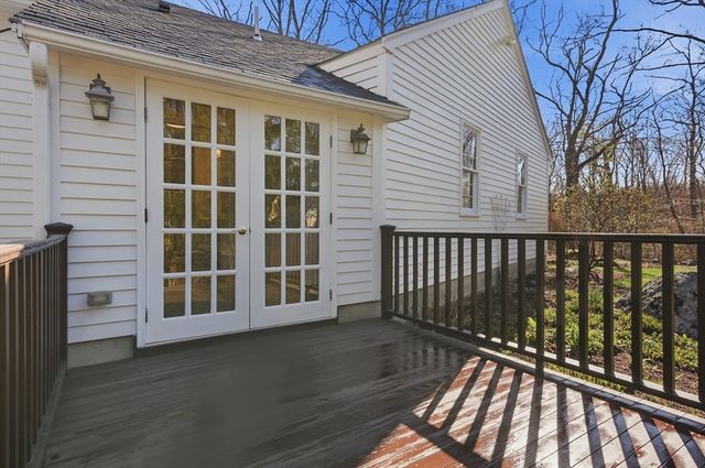 21 Greentree Lane, Newbury, MA 01922