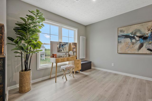 5082 Jackson Drive, Newburgh, IN 47630