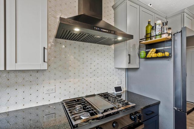 5082 Jackson Drive, Newburgh, IN 47630