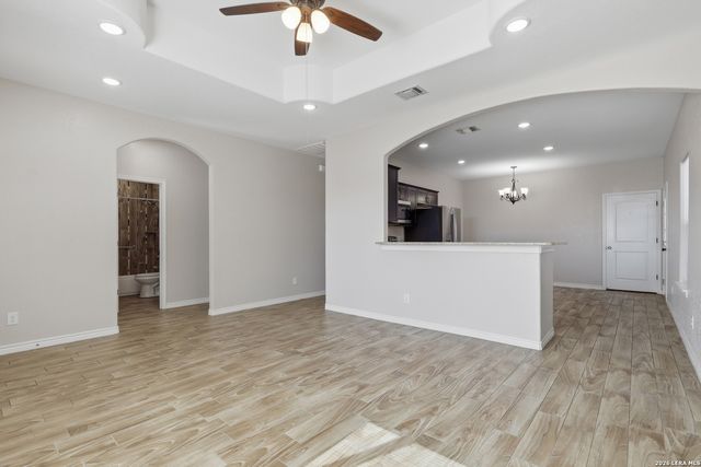 2943 Ruiz, San Antonio, TX 78228