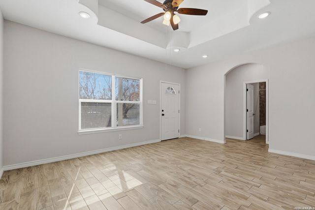 2943 Ruiz, San Antonio, TX 78228