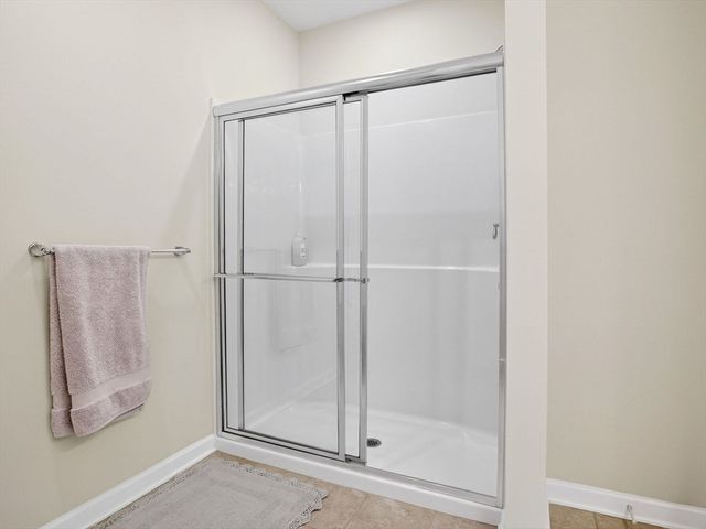 4 Peters Farm Way 206, Westborough, MA 01581