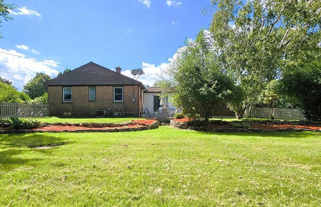 850 E Ellsworth LANE, Bayside, WI 53217