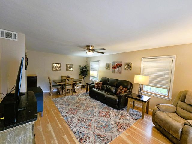850 E Ellsworth LANE, Bayside, WI 53217