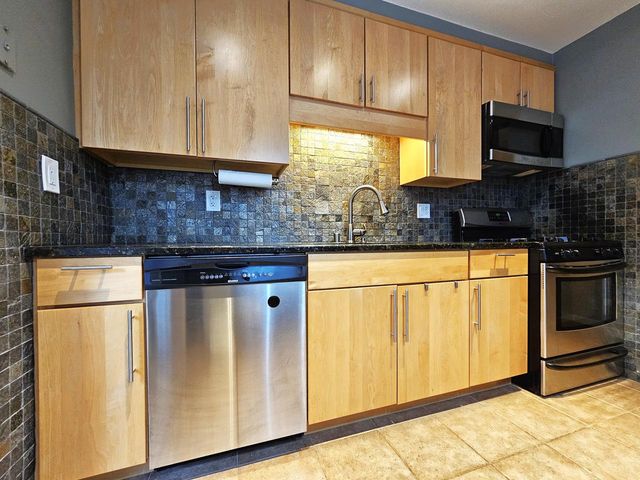 850 E Ellsworth LANE, Bayside, WI 53217