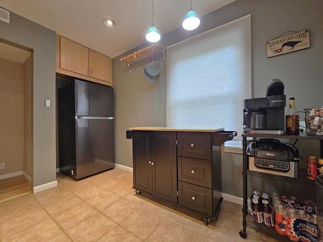 850 E Ellsworth LANE, Bayside, WI 53217