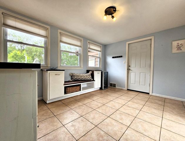 850 E Ellsworth LANE, Bayside, WI 53217