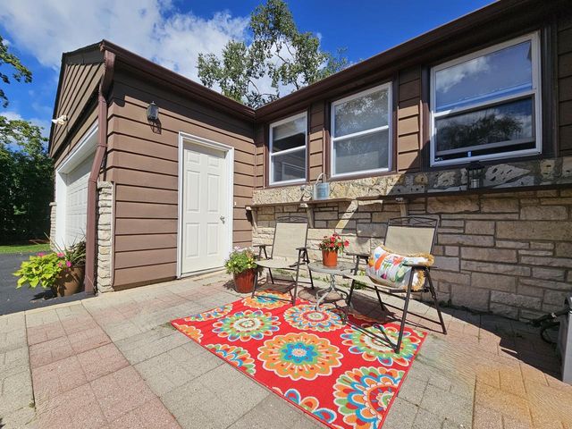 850 E Ellsworth LANE, Bayside, WI 53217