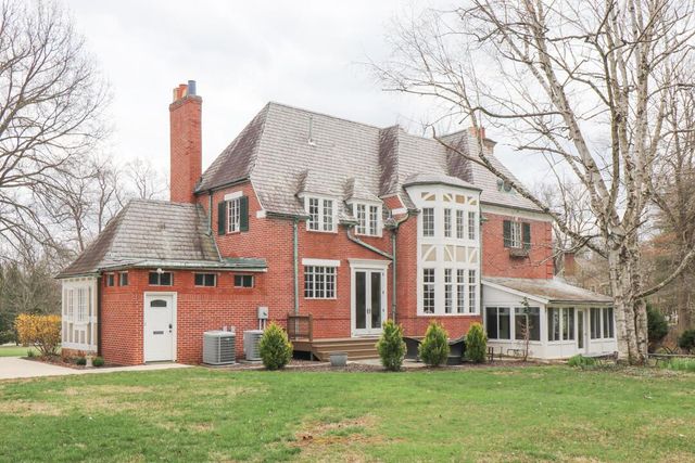 664 Woodhill Road, Mansfield, OH 44907