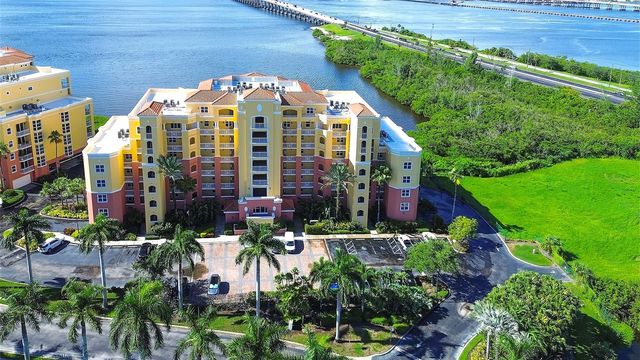 611 RIVIERA DUNES WAY 308, Palmetto, FL 34221