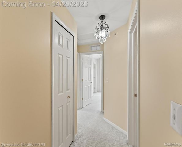 4200 Addington Drive, Commerce Charter Township, MI 48390