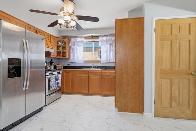 4540 S Lavergne Avenue, Chicago, IL 60638