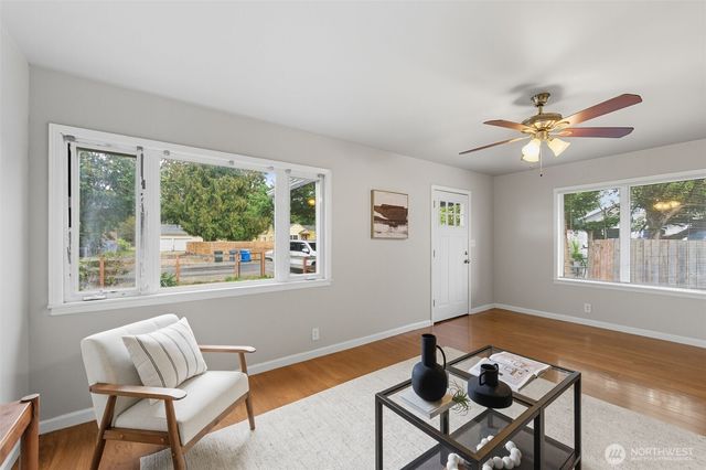 1154 95th Street E, Tacoma, WA 98445