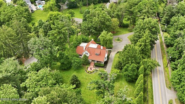 11705 Owl Creek Ln, Anchorage, KY 40223