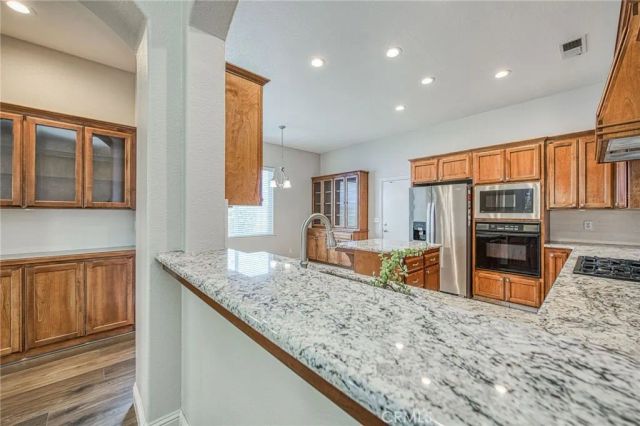 8405 N Paula, Fresno, CA 93720
