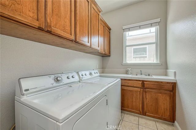8405 N Paula, Fresno, CA 93720