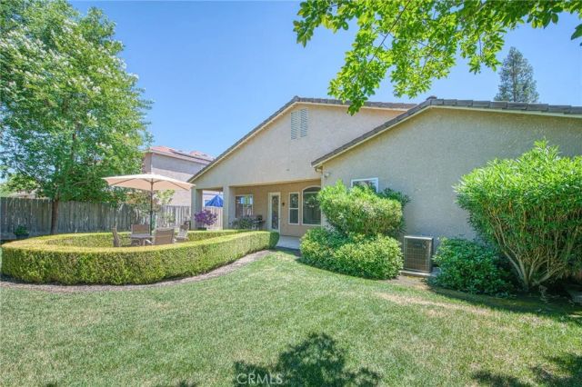 8405 N Paula, Fresno, CA 93720
