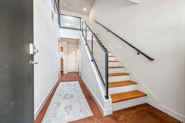 219 W Gray Street, Houston, TX 77019