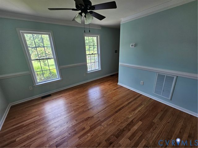 9225 Upshur Dr, Chesterfield, VA 23236