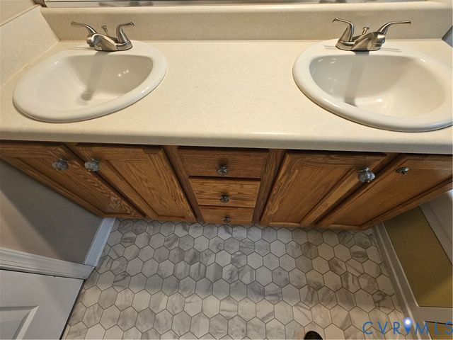 9225 Upshur Dr, Chesterfield, VA 23236