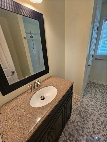 9225 Upshur Dr, Chesterfield, VA 23236