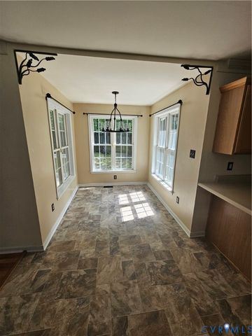 9225 Upshur Dr, Chesterfield, VA 23236