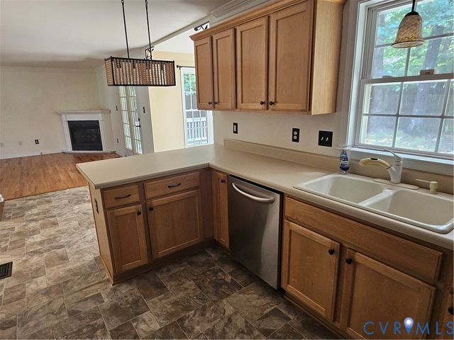 9225 Upshur Dr, Chesterfield, VA 23236