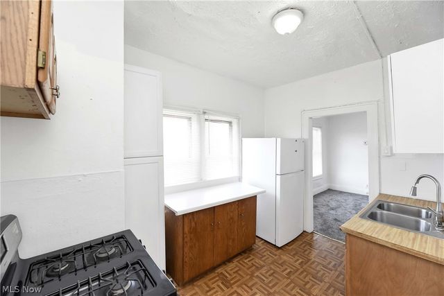 14104 Aspinwall Avenue, Cleveland, OH 44110