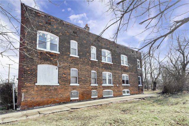 14104 Aspinwall Avenue, Cleveland, OH 44110